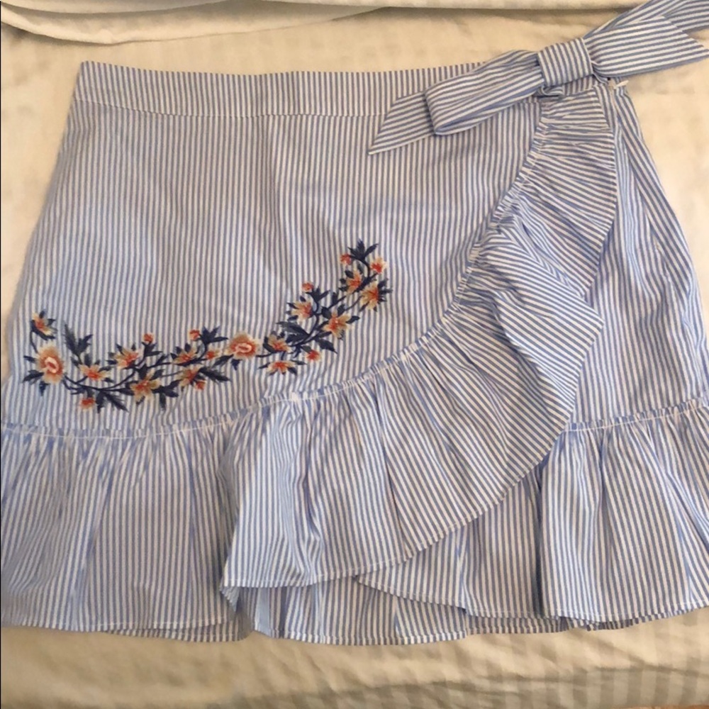 Embroidered Wrap Seersucker Pin Stripe Skirt.